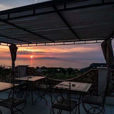 Casa Astra Bed & Breakfast Anacapri  Bagian luar foto