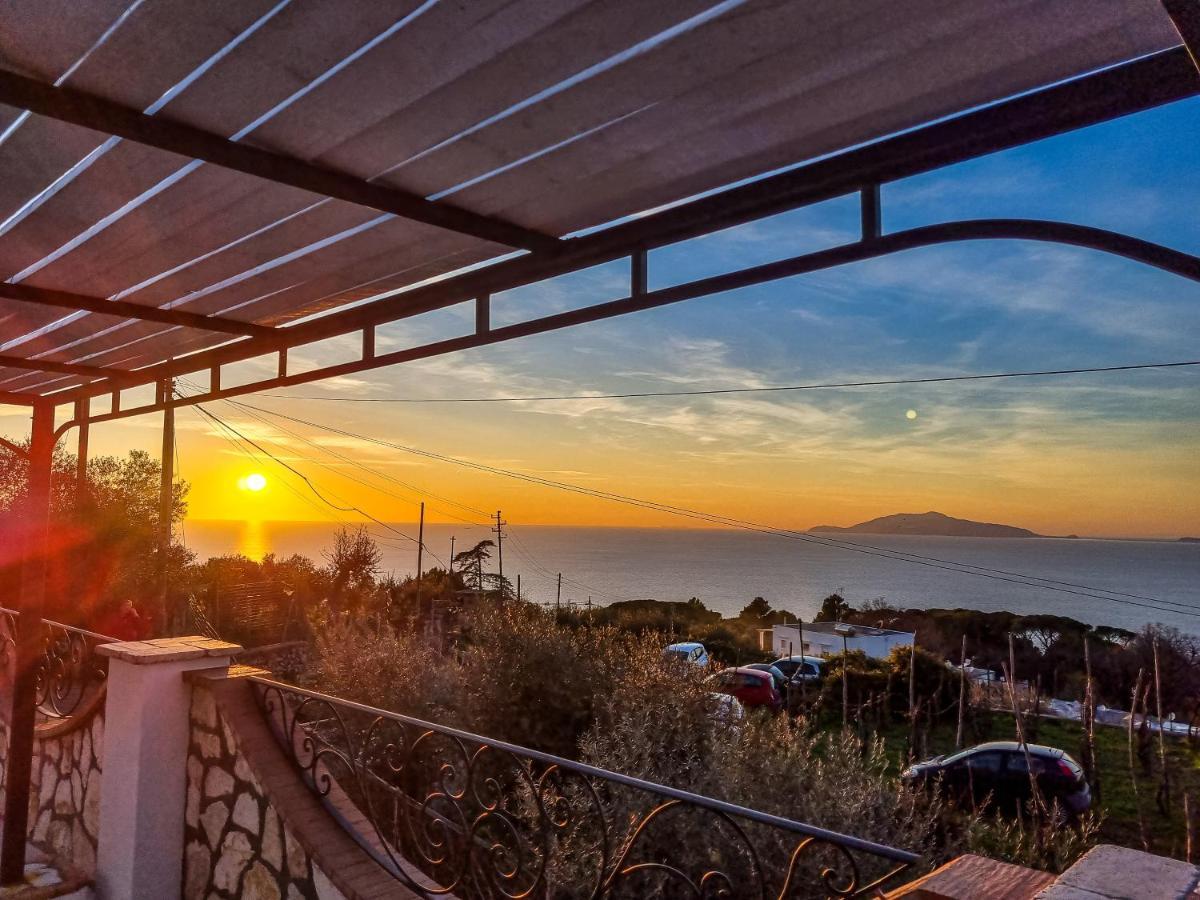 Casa Astra Bed & Breakfast Anacapri  Bagian luar foto