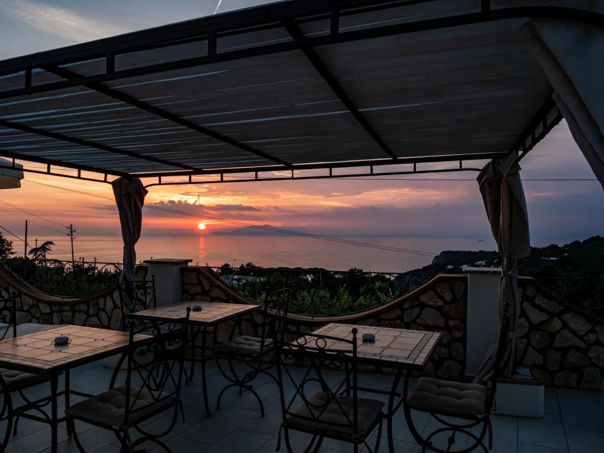 Casa Astra Bed & Breakfast Anacapri  Bagian luar foto
