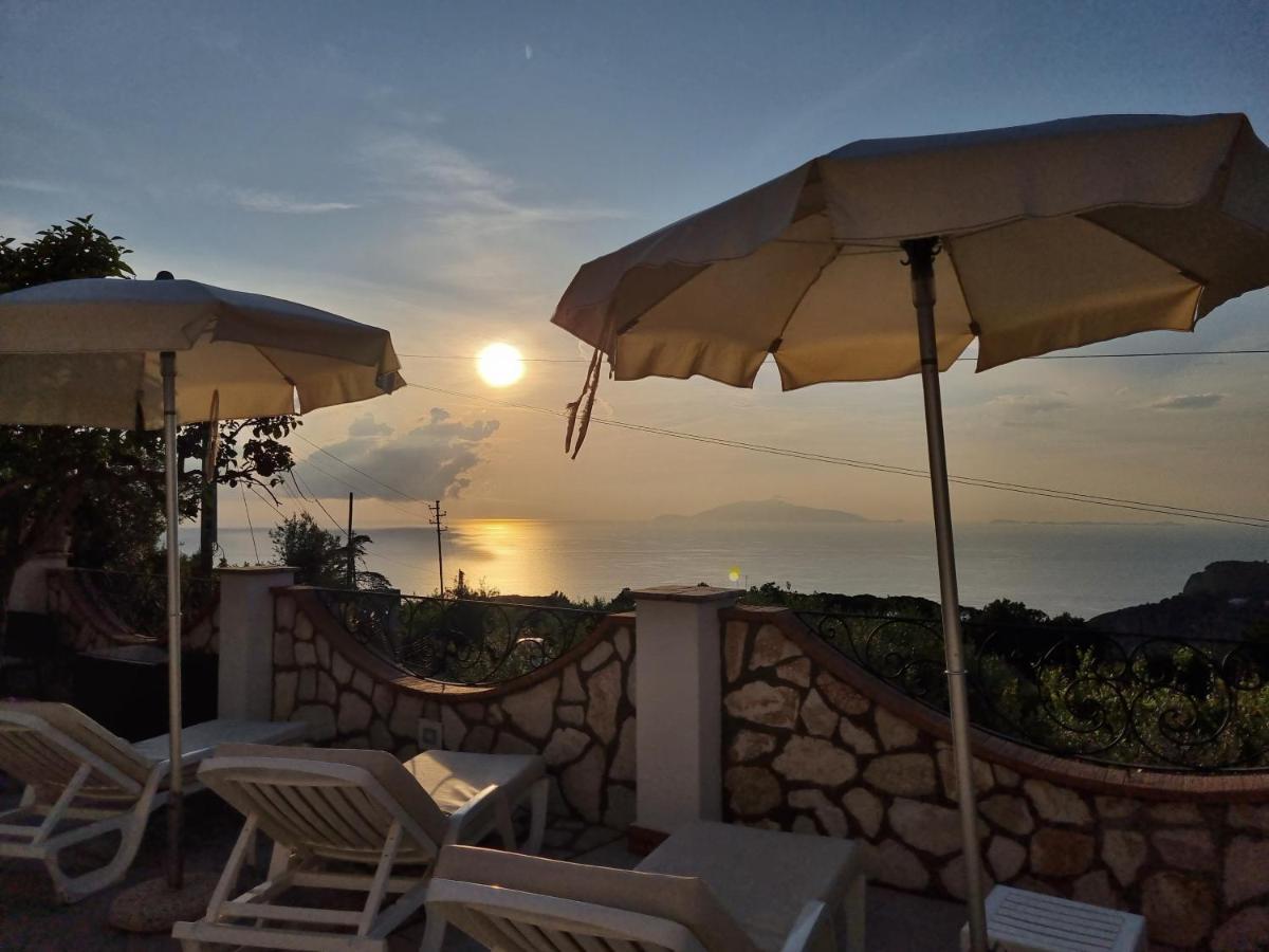 Casa Astra Bed & Breakfast Anacapri  Bagian luar foto